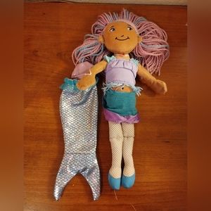 Maddie Mermaid Groovy Doll 13” excellent condition